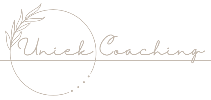 Peeters, Caroline logo