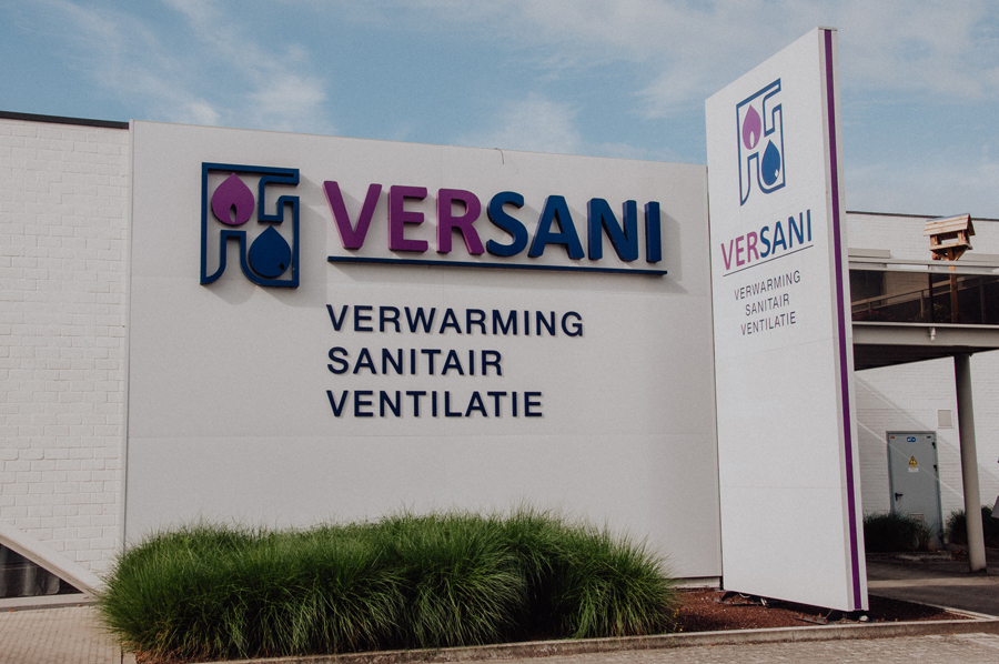 VERSANI logo